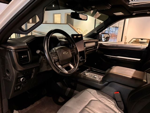 2022 Ford Expedition Max Platinum/4x4/RearSeatEntertainment/Htd&CldSeats/BlueCruise/NAV - 22982076 - 8