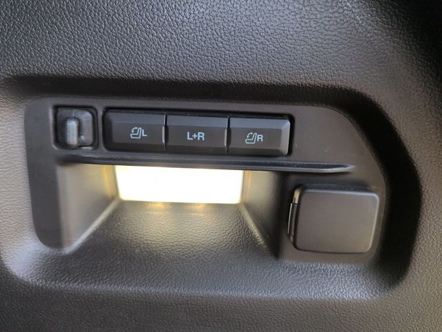 2022 Ford Explorer Limited - 23082407 - 19