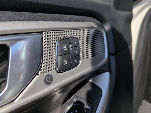 2022 Ford Explorer Limited - 23082407 - 22