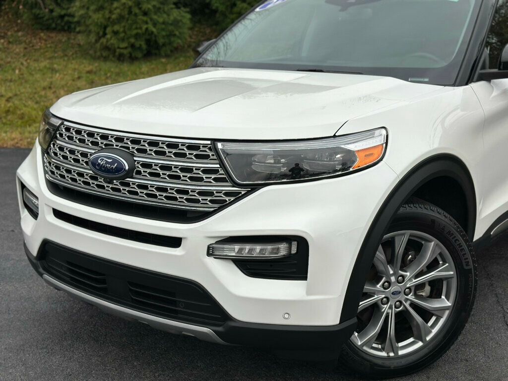 2022 Ford Explorer Limited photo 2