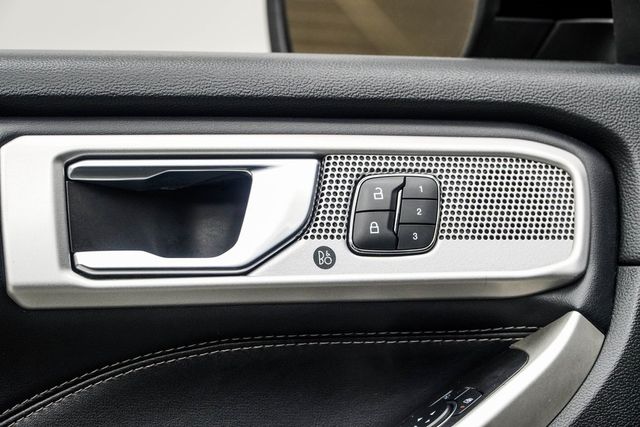 2022 Ford Explorer Limited 4WD - 22940080 - 32