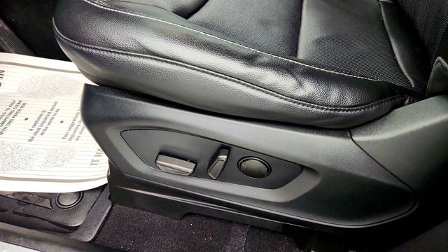 2022 Ford Explorer Limited 4WD w/ Equipment Group 301A & Twin Panel Moonroof - 23013136 - 10