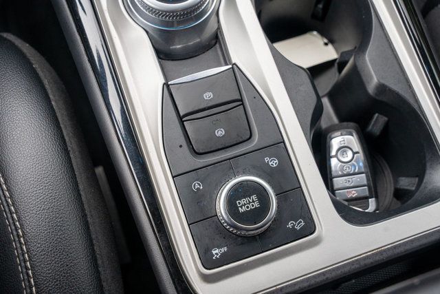 2022 Ford Explorer LocalTrade/ST-AWD/ST-HighPkg/TwinPanelMoonroof/BackupCamera - 23032073 - 32