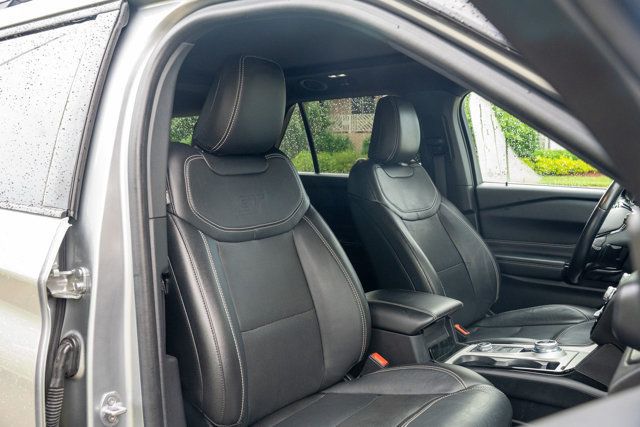 2022 Ford Explorer LocalTrade/ST-AWD/ST-HighPkg/TwinPanelMoonroof/BackupCamera - 23032073 - 43