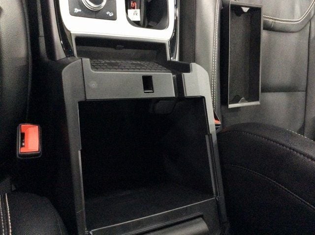 2022 Ford Explorer ST 4WD - 22899071 - 23