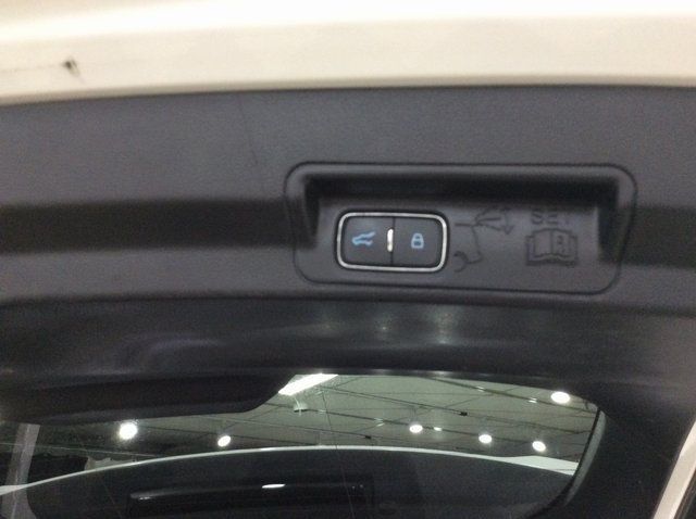 2022 Ford Explorer ST 4WD - 22899071 - 33