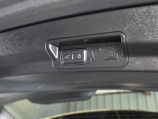 2022 Ford Explorer ST-Line RWD - 23069077 - 22