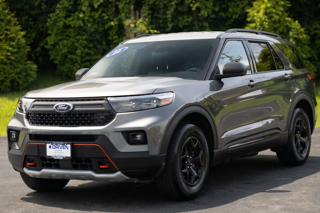 2022 Ford Explorer Timberline photo 2