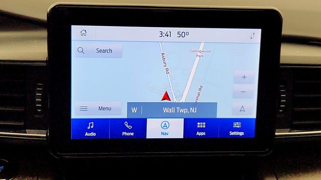 2022 Ford Explorer w/ Twin Panel Moonroof & Remote Window Operation - 23009692 - 19