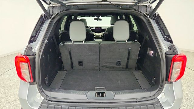2022 Ford Explorer w/ Twin Panel Moonroof & Remote Window Operation - 23009692 - 22