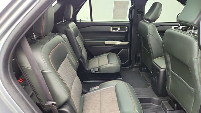2022 Ford Explorer w/ Twin Panel Moonroof & Remote Window Operation - 23009692 - 23