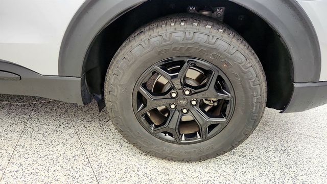 2022 Ford Explorer w/ Twin Panel Moonroof & Remote Window Operation - 23009692 - 8