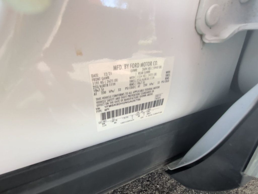 Ford Explorer XLT 4WD photo 25