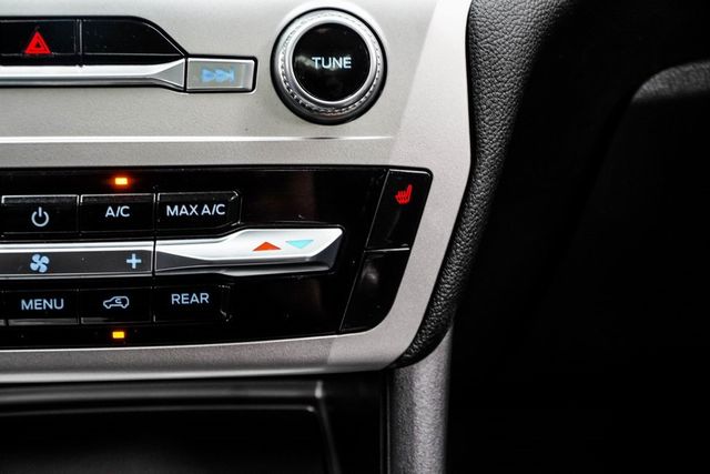 2022 Ford Explorer XLT 4WD - 22930150 - 22