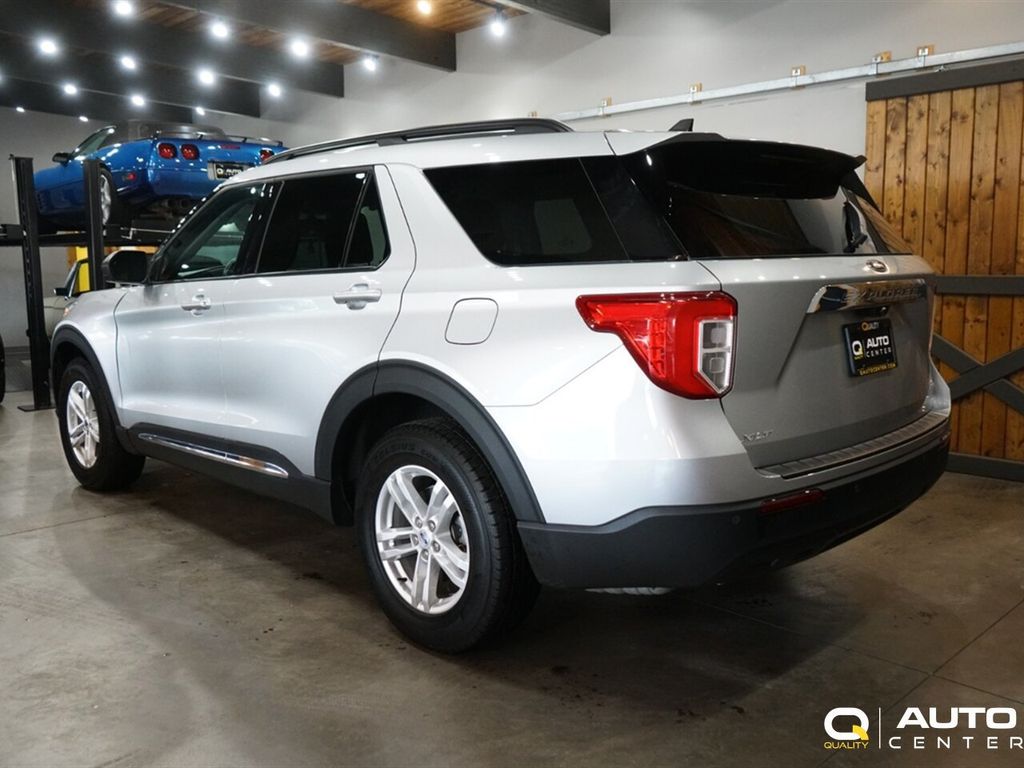 2022 Ford Explorer XLT 4WD - 23056546 - 4