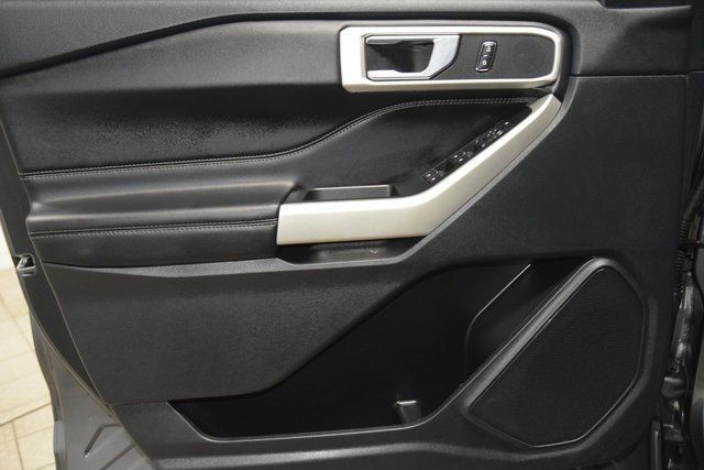 2022 Ford Explorer XLT 4WD - 22924859 - 43