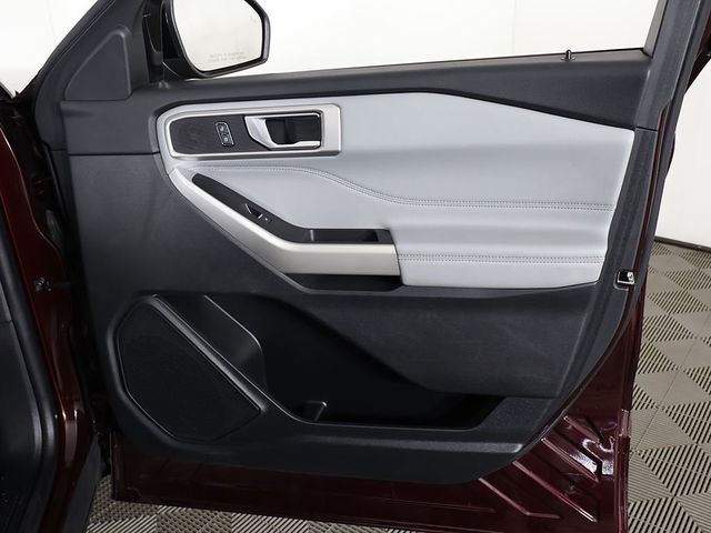 2022 Ford Explorer XLT 4WD - 23040129 - 26