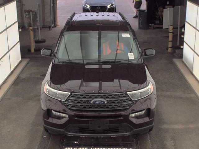 2022 Ford Explorer XLT 4WD - 23040129 - 2