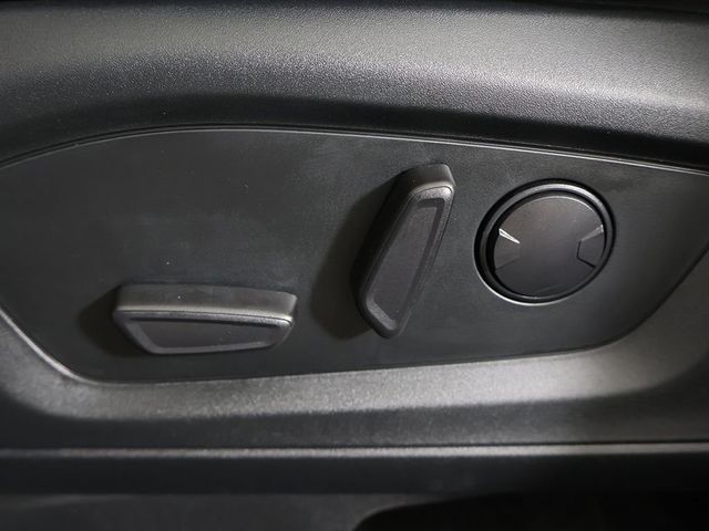 2022 Ford Explorer XLT 4WD - 23040129 - 35