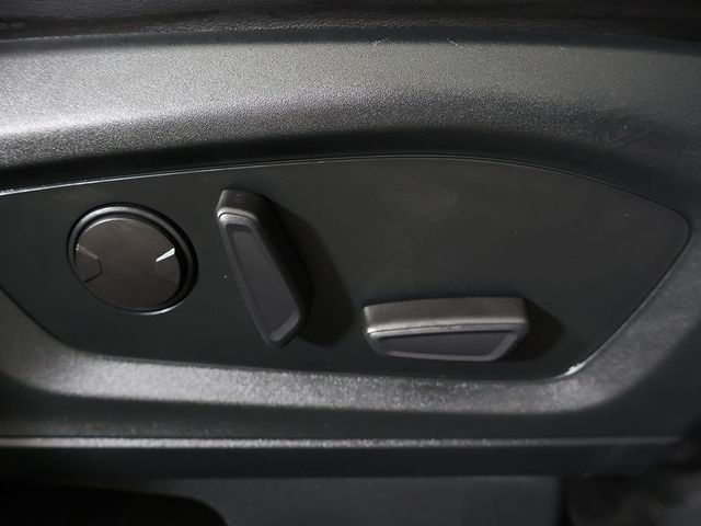2022 Ford Explorer XLT 4WD - 23040129 - 36