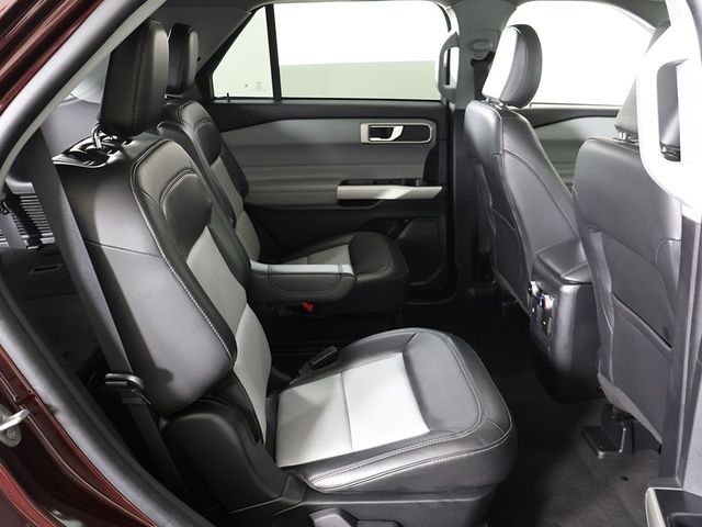 2022 Ford Explorer XLT 4WD - 23040129 - 38