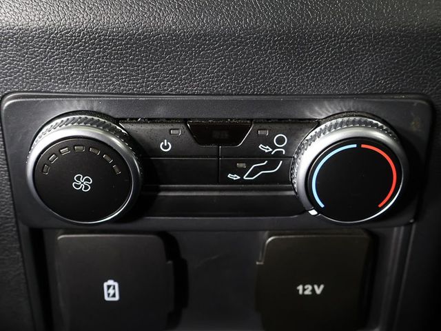 2022 Ford Explorer XLT 4WD - 23040129 - 39