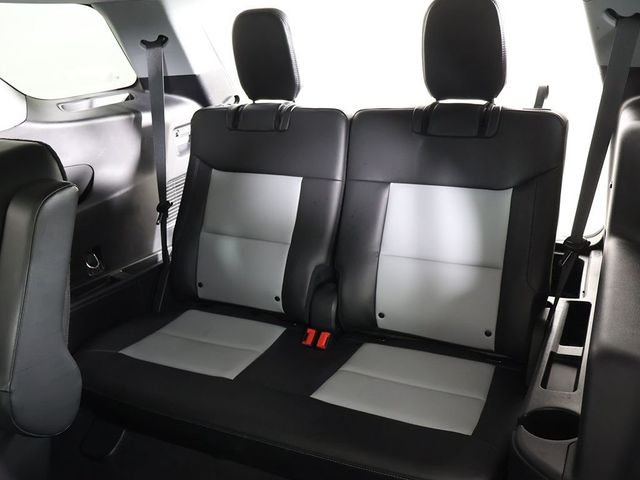 2022 Ford Explorer XLT 4WD - 23040129 - 40