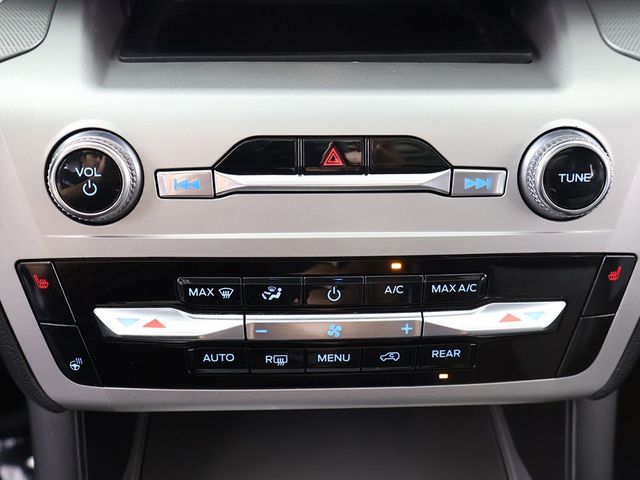 2022 Ford Explorer XLT 4WD - 23040129 - 55