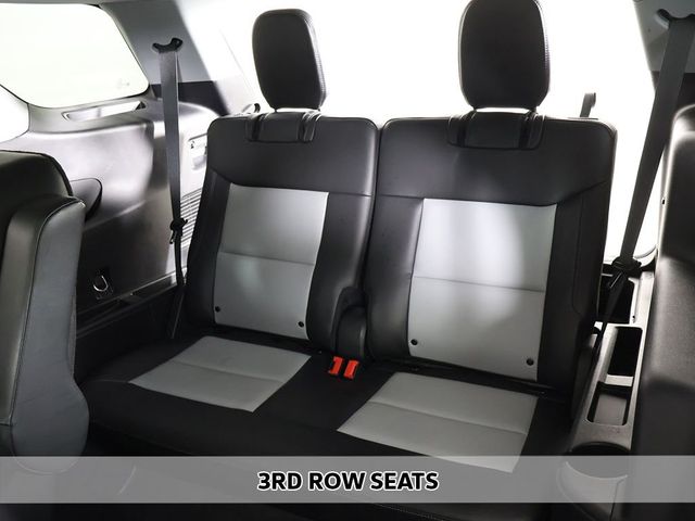 2022 Ford Explorer XLT 4WD - 23040129 - 8