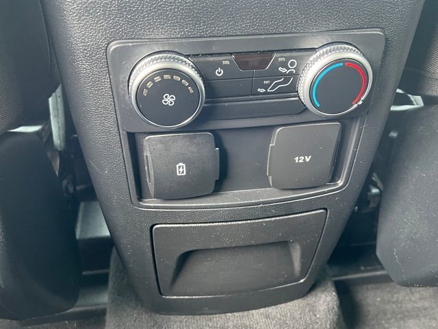 2022 Ford Explorer XLT 4WD - 23006322 - 16