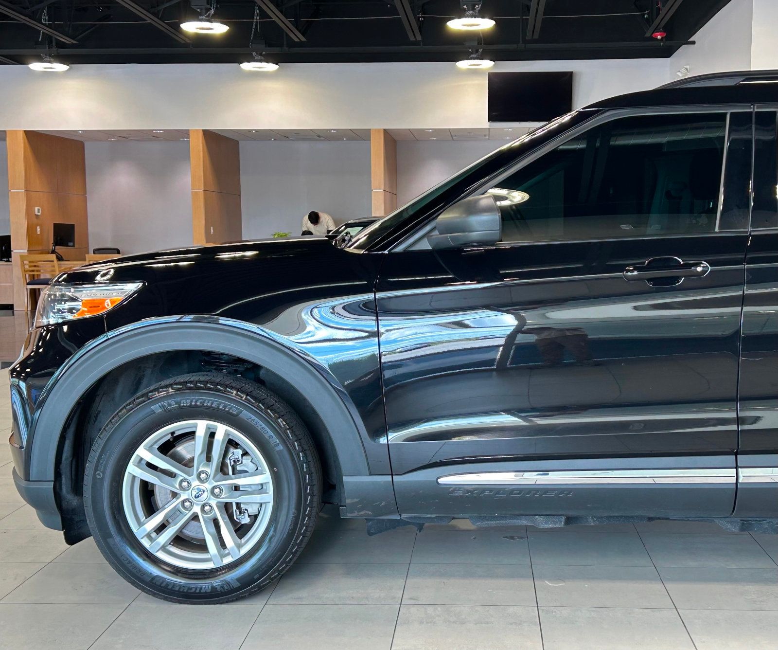 2022 Ford Explorer XLT photo 4