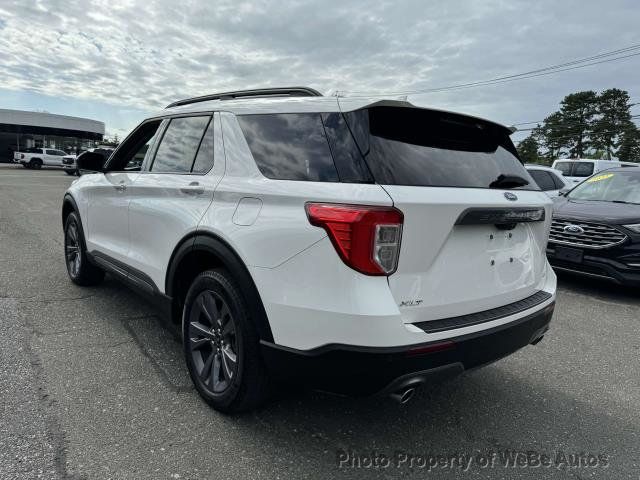 2022 Ford Explorer XLT 4WD - 22576786 - 3