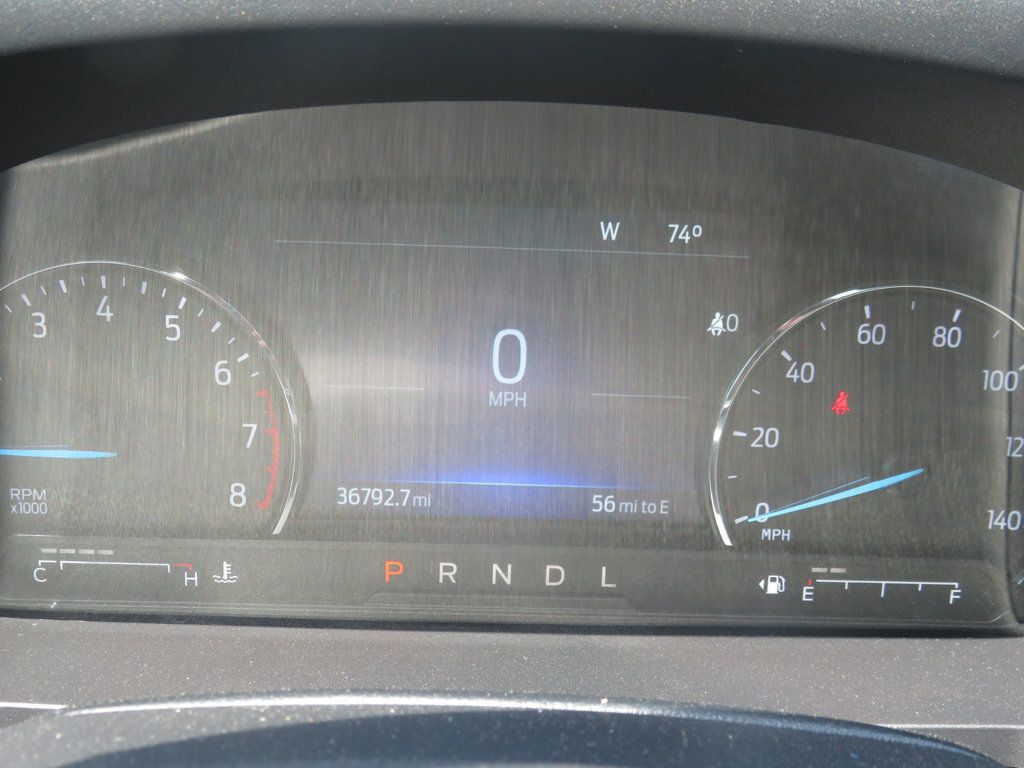 Ford Explorer photo 15