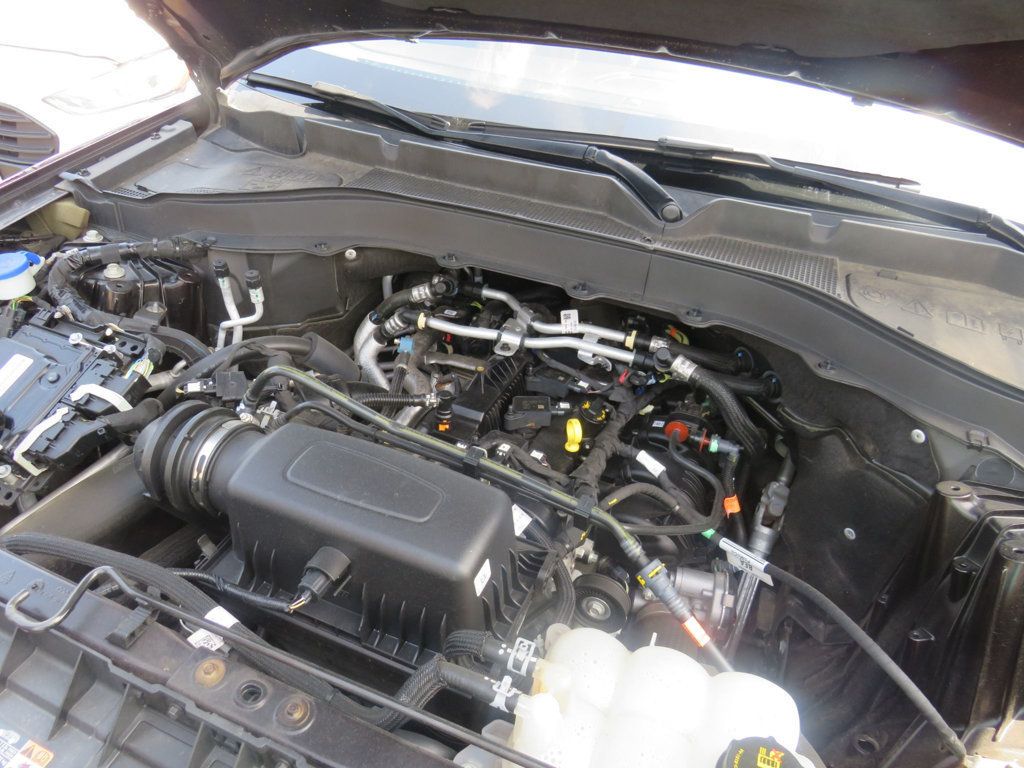 Ford Explorer photo 17