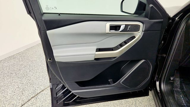2022 Ford Explorer XLT 4WD w/ Equipment 202A, Sport Appearance, Twin Panel Moonroof - 23006177 - 10