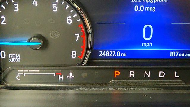 2022 Ford Explorer XLT 4WD w/ Equipment 202A, Sport Appearance, Twin Panel Moonroof - 23006177 - 15