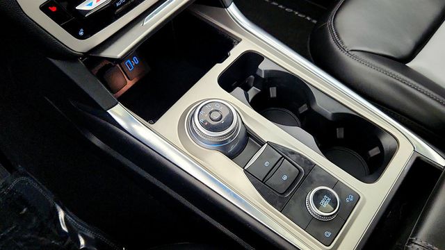 2022 Ford Explorer XLT 4WD w/ Equipment 202A, Sport Appearance, Twin Panel Moonroof - 23006177 - 16