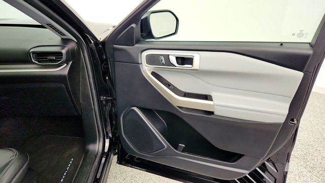 2022 Ford Explorer XLT 4WD w/ Equipment 202A, Sport Appearance, Twin Panel Moonroof - 23006177 - 26