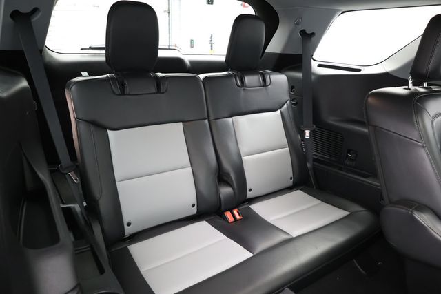 2022 Ford Explorer XLT 4WD with Equip. 202A, Twin Panel Moonroof & Sport Appearance - 22937501 - 19