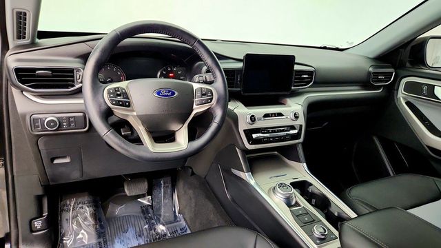 2022 Ford Explorer XLT 4WD w/ Sport Appearance Pkg, Moonroof & Co-Pilot360 Assist+ - 23088802 - 12