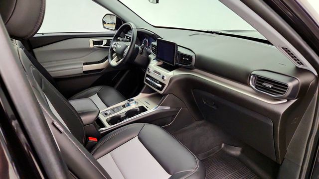 2022 Ford Explorer XLT 4WD w/ Sport Appearance Pkg, Moonroof & Co-Pilot360 Assist+ - 23088802 - 26