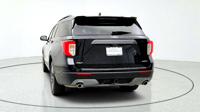 2022 Ford Explorer XLT 4WD w/ Sport Appearance Pkg, Moonroof & Co-Pilot360 Assist+ - 23088802 - 5
