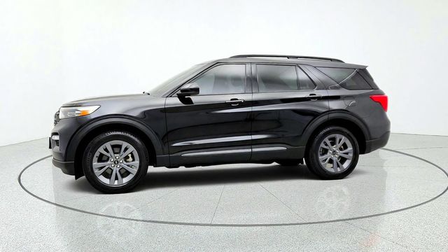 2022 Ford Explorer XLT 4WD w/ Sport Appearance Pkg, Moonroof & Co-Pilot360 Assist+ - 23088802 - 7