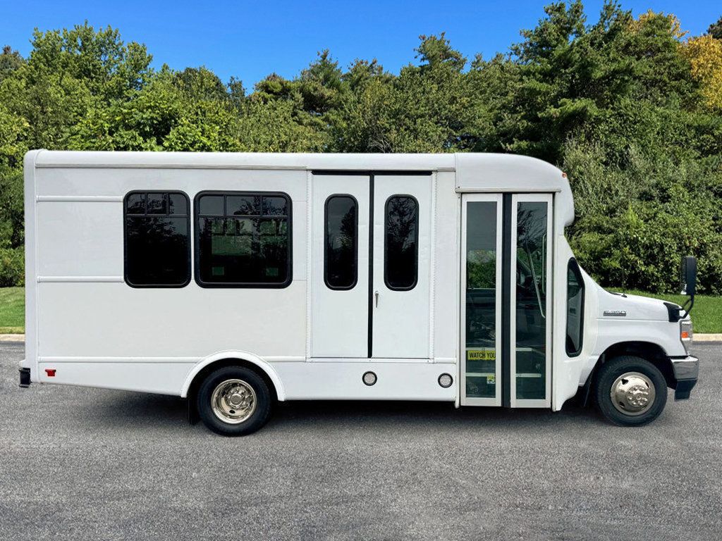 2022 Ford E-350 Cutaway Non-CDL Wheelchair Shuttle Bus For Adults Seniors Church & Handicapped Transportation - 22917747 - 14