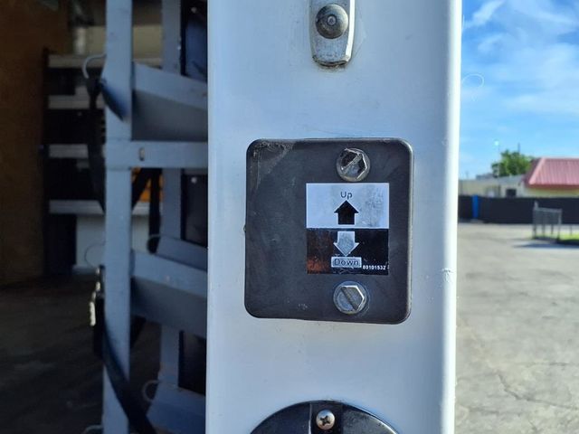 2022 Ford E-Series Cutaway 14' Box Van w/Liftgate - 22895515 - 20