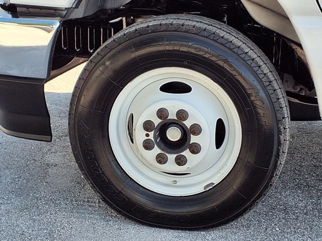 2022 Ford E-Series Cutaway 14' Box Van w/Liftgate - 22895515 - 49