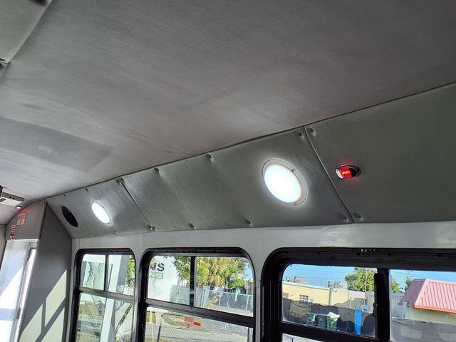 2022 Ford E-Series Cutaway 26 Passenger Shuttle Bus - 22976801 - 19