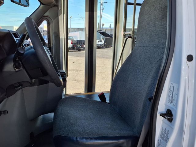 2022 Ford E-Series Cutaway 26 Passenger Shuttle Bus - 22976801 - 24