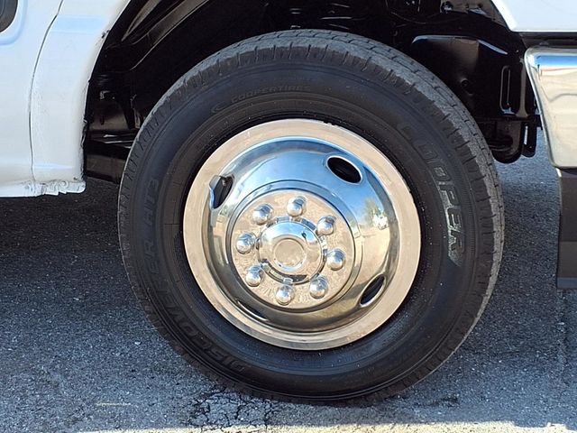 2022 Ford E-Series Cutaway 26 Passenger Shuttle Bus - 22976801 - 37