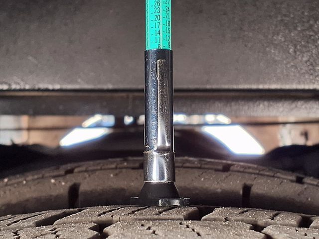 2022 Ford E-Series Cutaway 26 Passenger Shuttle Bus - 22976801 - 43